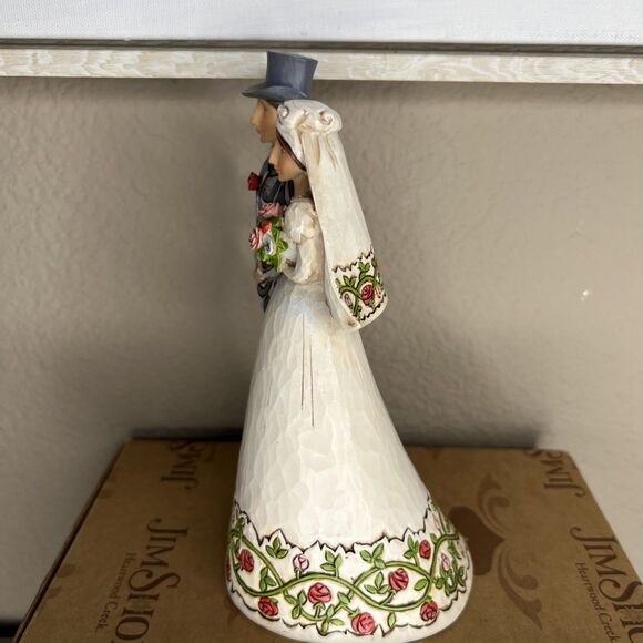 Jim Shore Cake Topper Bride and Groom I DO Figurine #4007600 7.25" tall - Picture 3 of 7